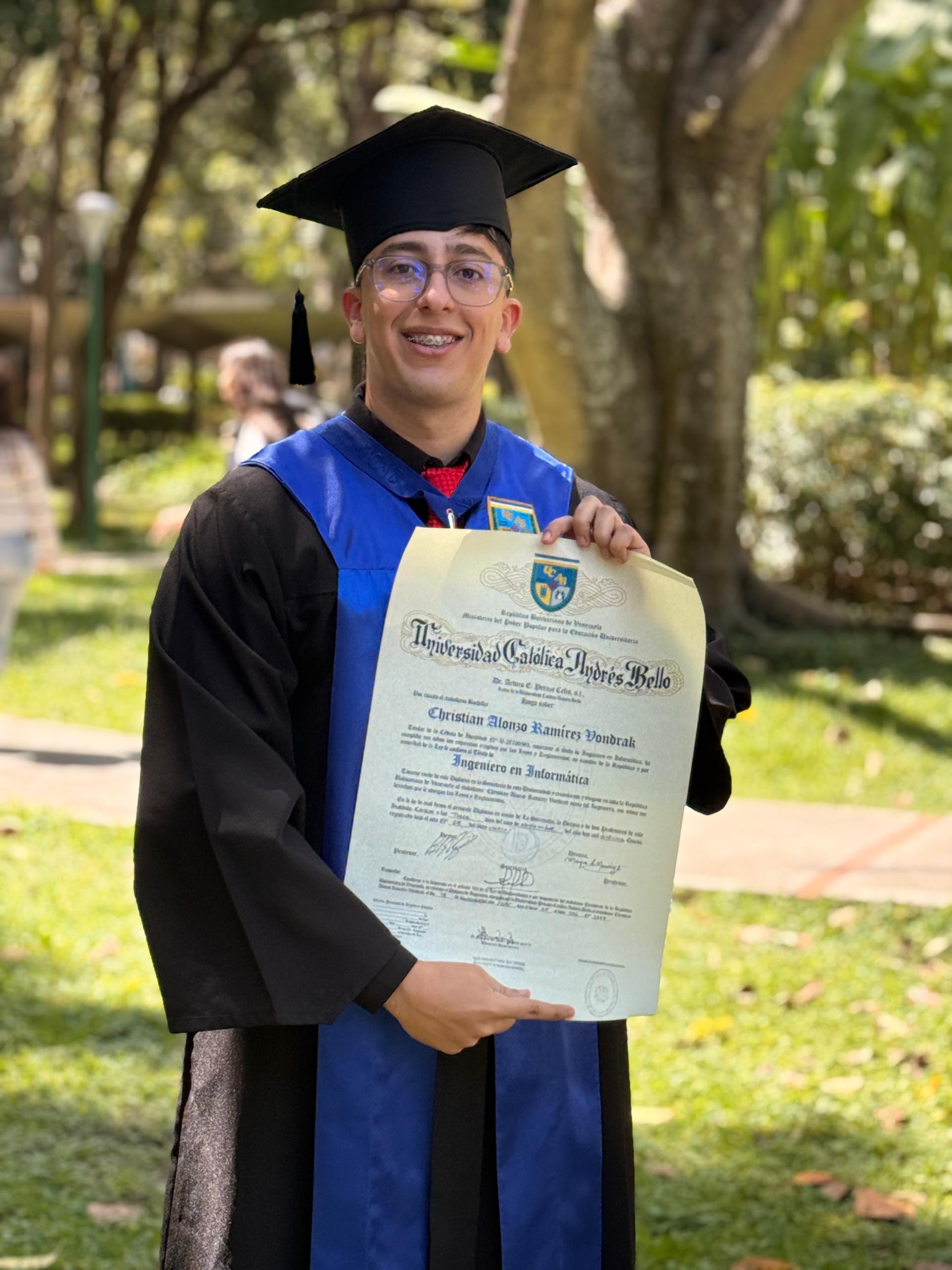 Christian Vondrak - Ingeniero informático y creador de Client Engine, sistema automatizado para monetizar audiencias de influencers y coaches